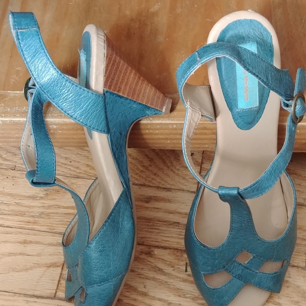 Miss Mooz sandal